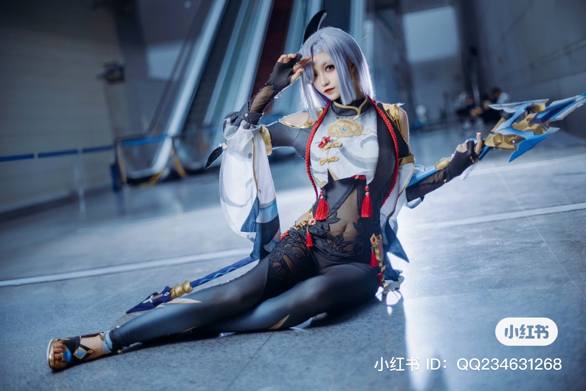 Gợi ý pose tạo dáng cosplay ngồi